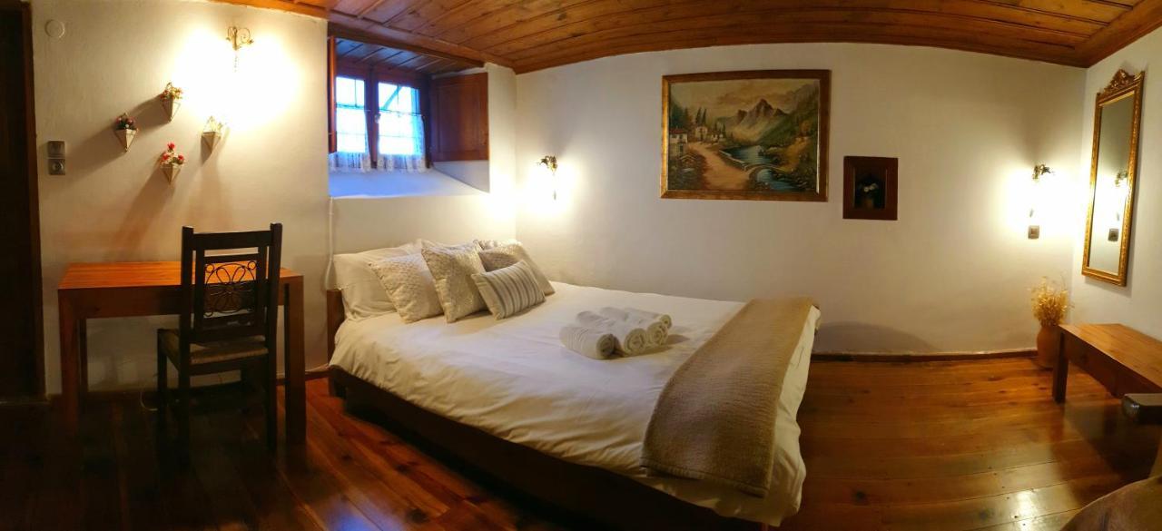 Astraka Guesthouse I ปาปิงโก ภายนอก รูปภาพ